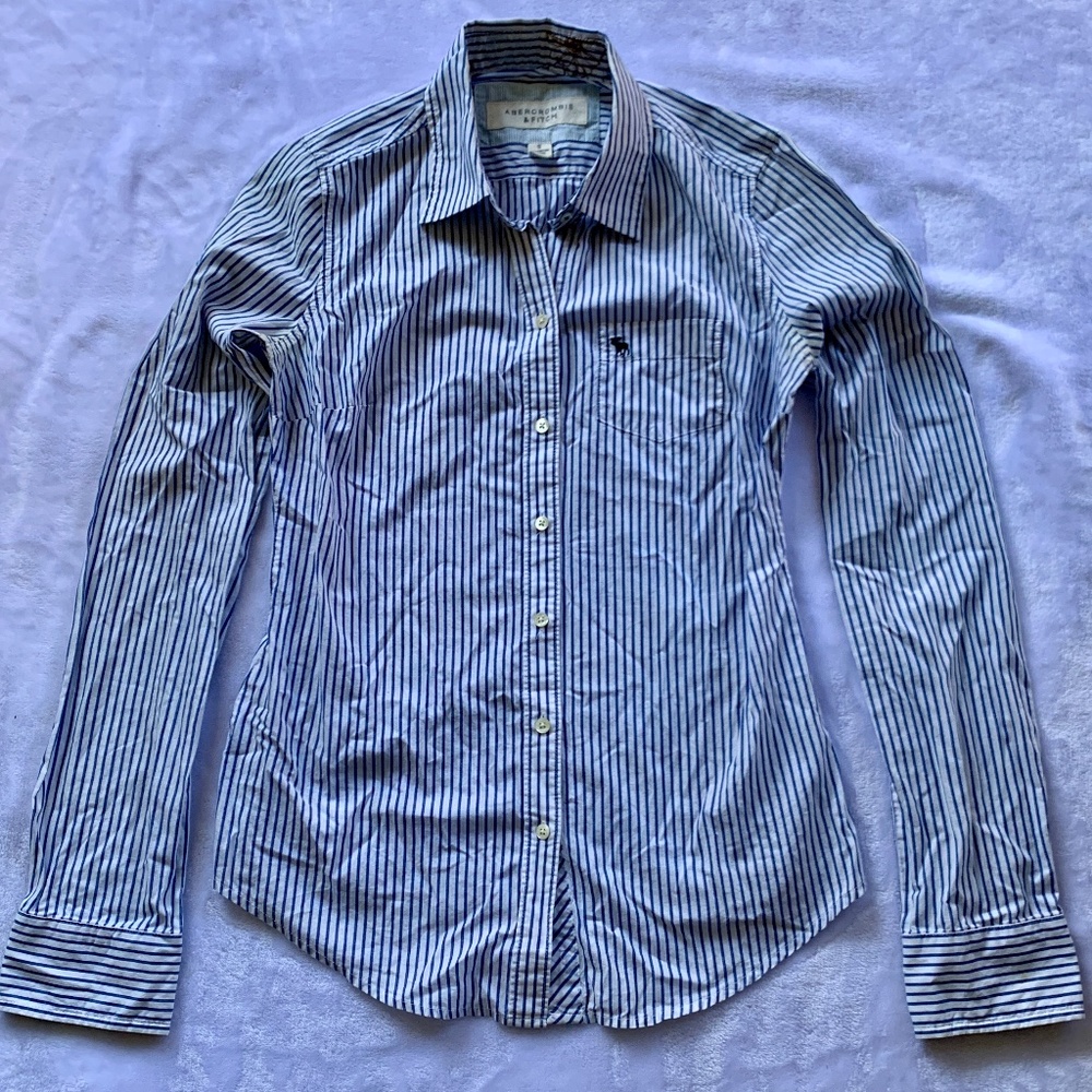 Abercrombie & Fitch Button Down Shirt Size Small